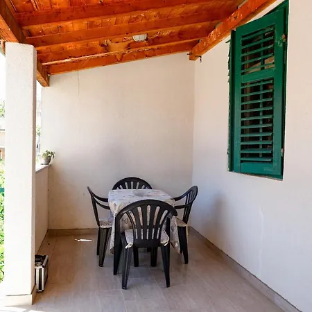 Sunrise Terrace * Kastela