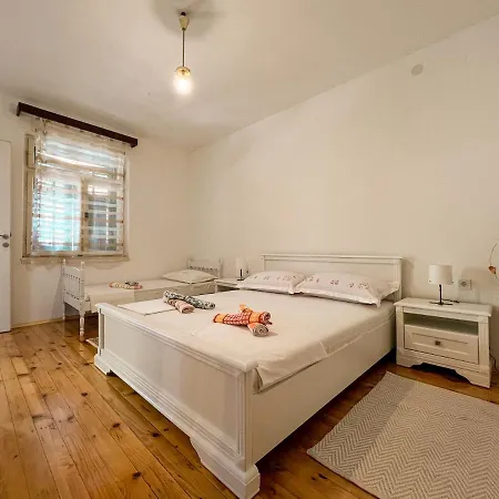 Sunrise Terrace Kastela